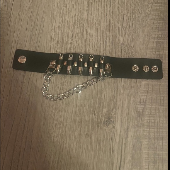 5 Pack Of Alternative Bracelets - Picture 5 of 7